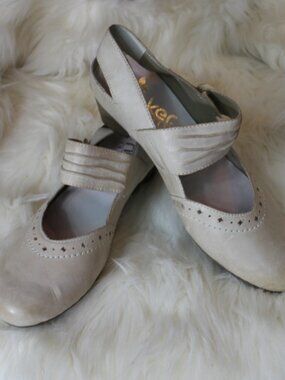 Rieker beige Leather open back Shoes size 39/ US 8